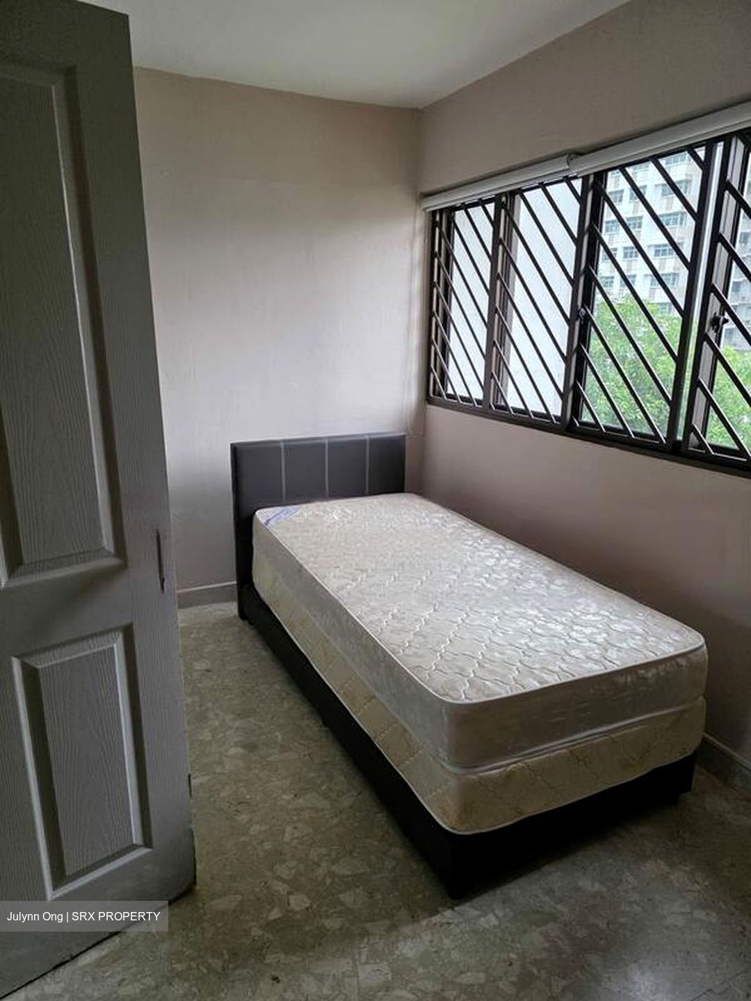 Blk 215 Bukit Batok Street 21 (Bukit Batok), HDB 4 Rooms #617723911